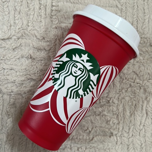 Bundle of 4 2024 Starbucks holiday reusable cups and lids, New condition - Picture 4 of 16